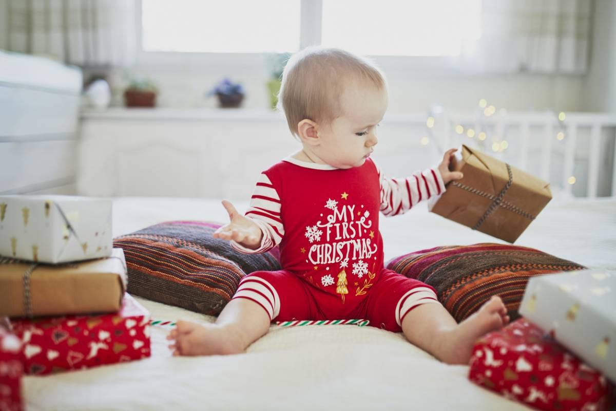 5 idées cadeaux à offrir à un bébé pour Noël