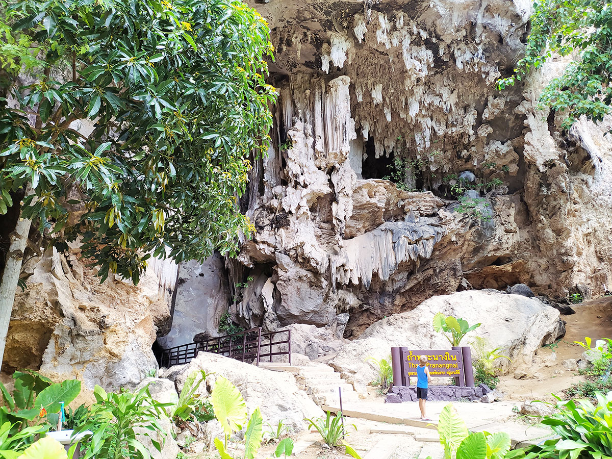 diamond cave a railay beach
