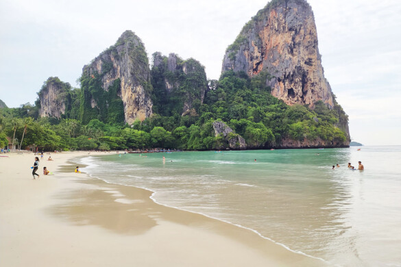 plage railay beach famille