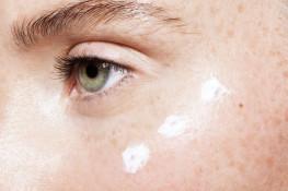 pourquoi soin contour des yeux